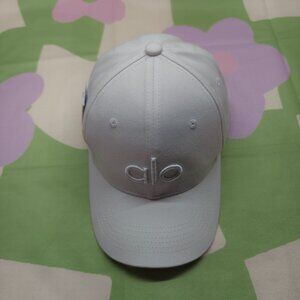 🥤NWT🥤 ALO Yoga Sporty Baseball Cap | Yoga and Running | Breathable Mesh Design